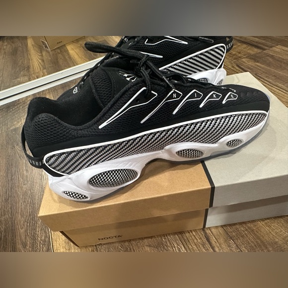 Nike NOCTA Glides - Picture 5 of 7